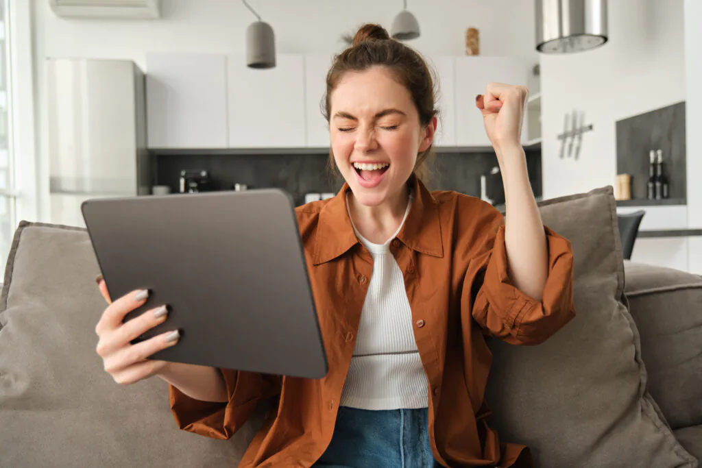 Guia Completo de CRM: Bitrix24 vs Kommo vs Zoho, Melhores Práticas para WhatsApp e Como Escolher sua Consultoria
